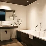 Hotel Der Valk - De Cantharel 4*