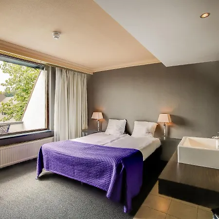 Hotel Der Valk - De Cantharel