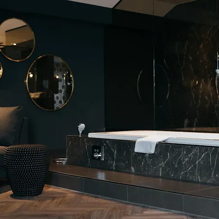 Der Valk - De Cantharel Apeldoorn