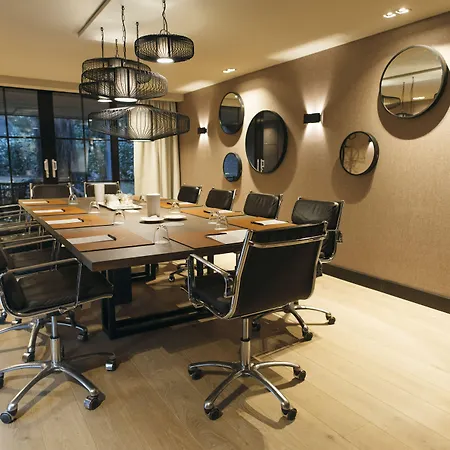 Der Valk - De Cantharel Отель