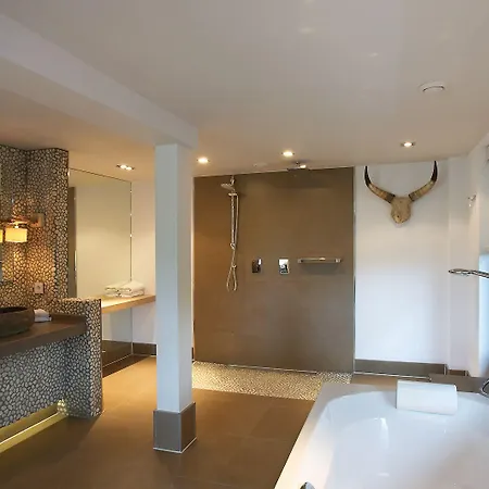 Der Valk - De Cantharel Отель