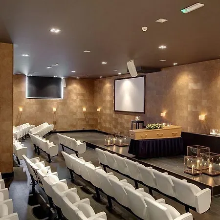 Der Valk - De Cantharel Апелдорн