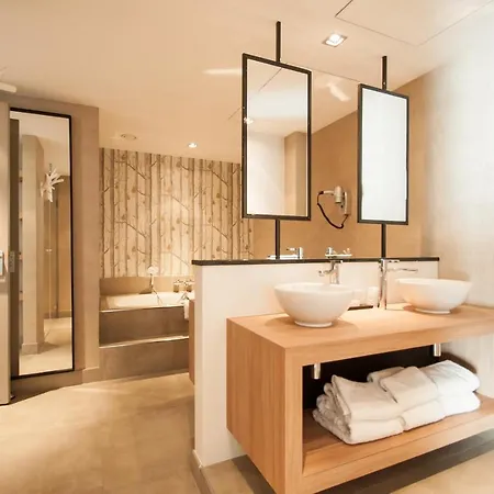 Hotel Der Valk - De Cantharel 4*