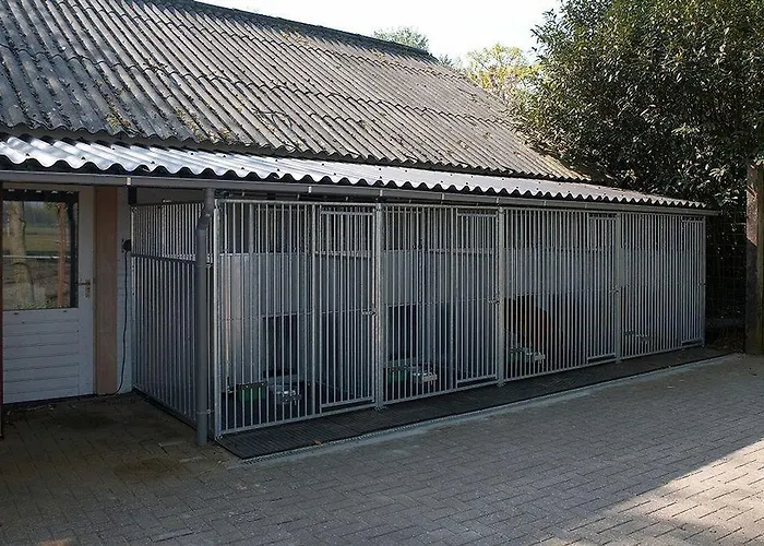 호텔 Der Valk - De Cantharel 4*