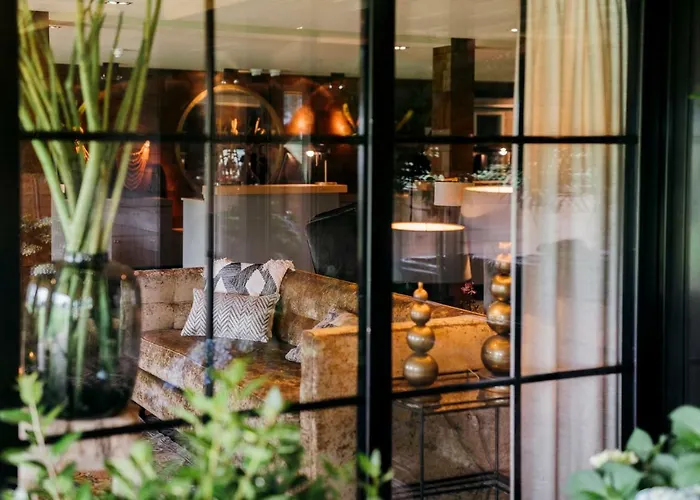 Hotel Der Valk - De Cantharel 4*