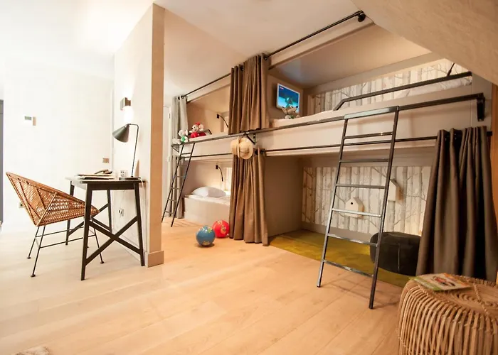 Hotell Der Valk - De Cantharel